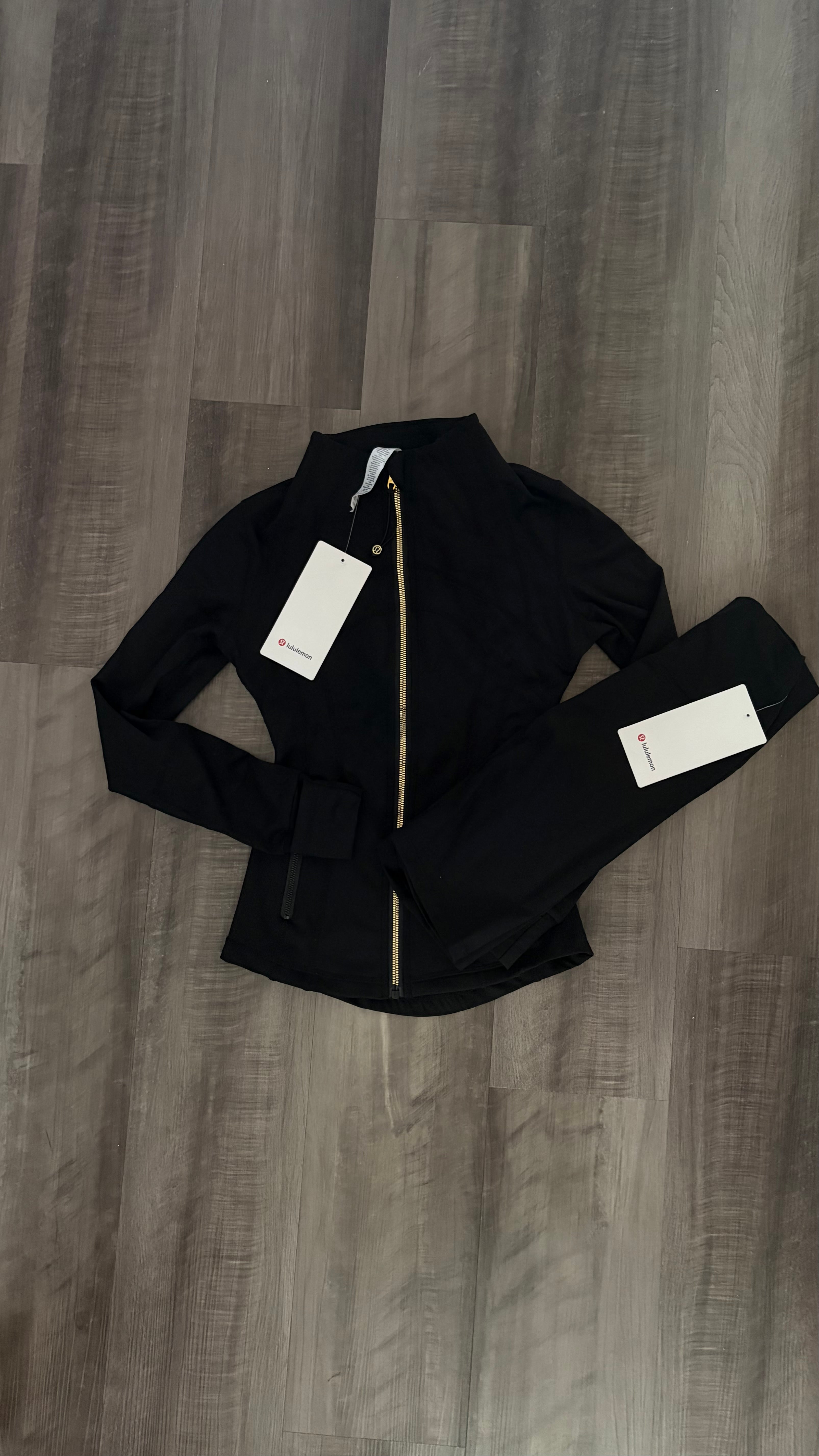 Black w Gold Zipper Lululemon Define Jacket & Shorts Set(Size 2)